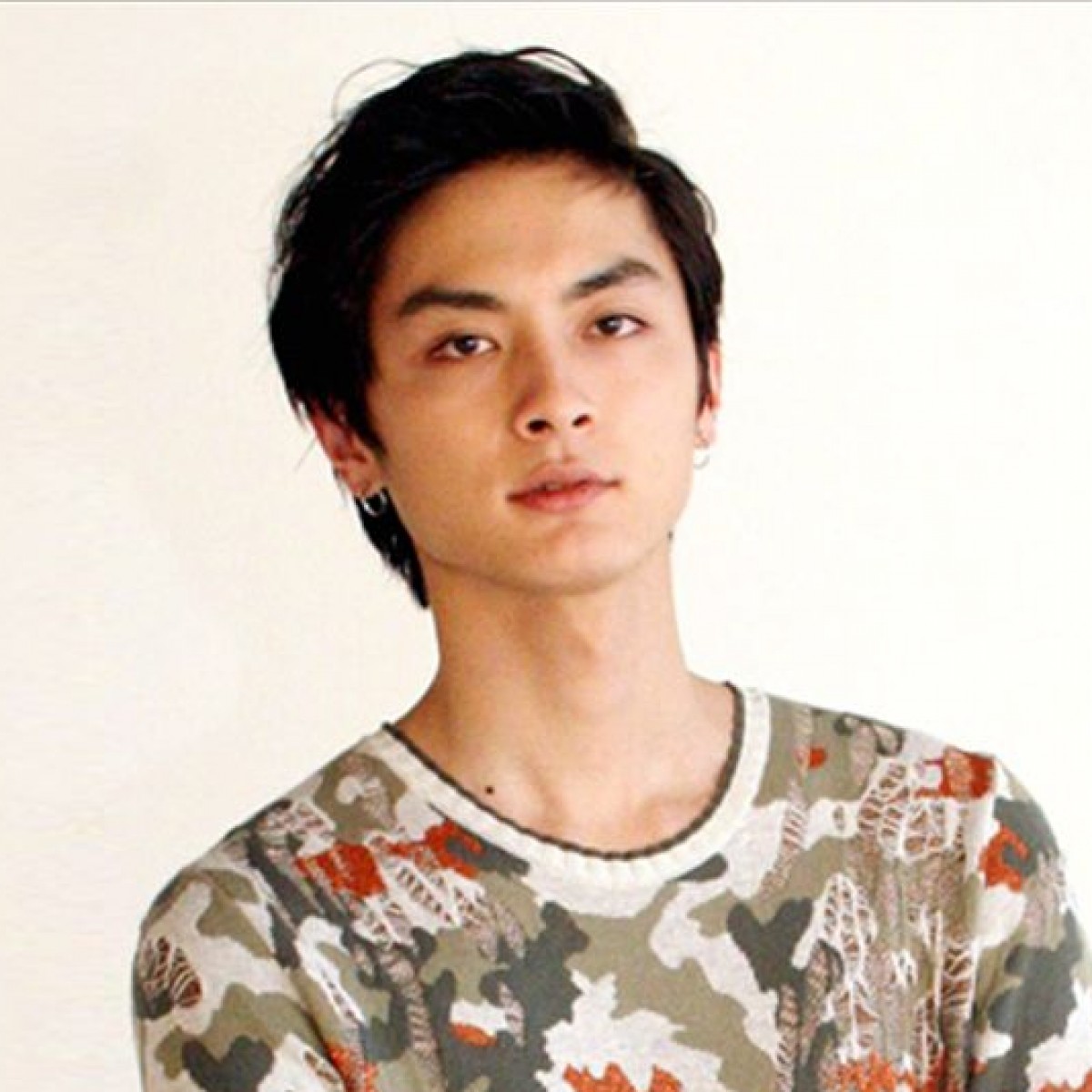 高良健吾：プロフィール・最新ニュース -人物情報 ｜クランクイン！