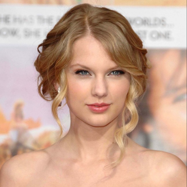 Taylor Swift25681_09924064