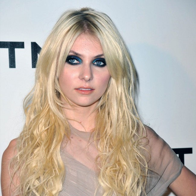 Taylor Momsen25567_0919OCE_XX061_H