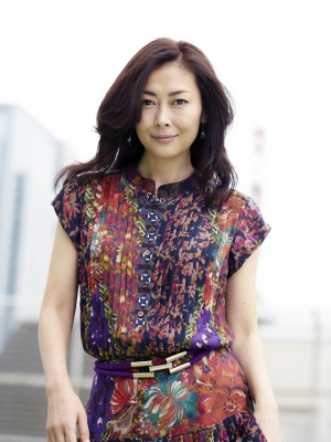 「新しい靴を買わなくちゃ」中山美穂×向井理インタビュー