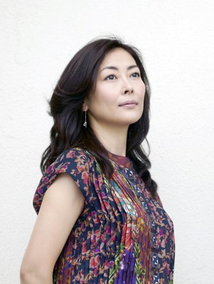 「新しい靴を買わなくちゃ」中山美穂×向井理インタビュー