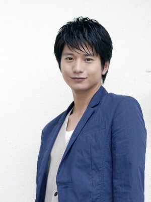 「新しい靴を買わなくちゃ」中山美穂×向井理インタビュー