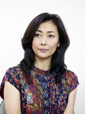 「新しい靴を買わなくちゃ」中山美穂×向井理インタビュー