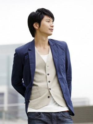 「新しい靴を買わなくちゃ」中山美穂×向井理インタビュー