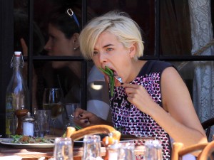 アギネス・ディーン