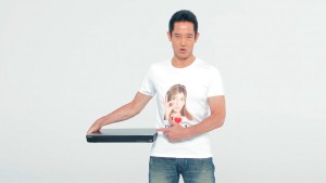 ソニーのブルーレイ新CM「オレの主張」篇、山下真司 