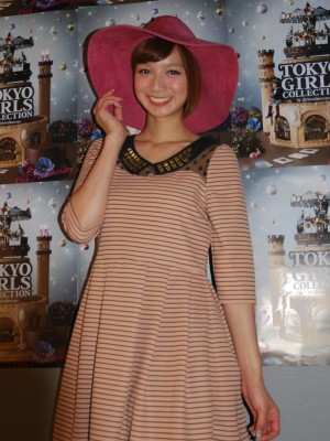 芹那　「東京ガールズコレクション2012秋冬」に参加