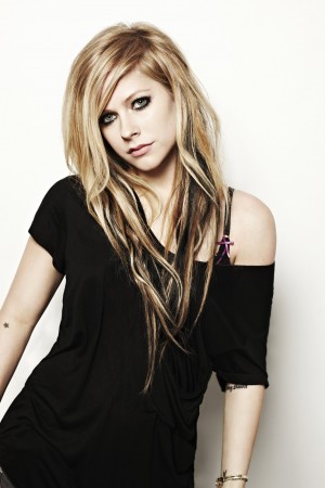 「ONE PIECE FILM Z」の主題歌に決定したアヴリル・ラヴィーン