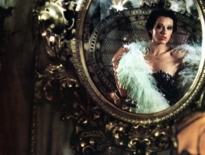 「エマニエル夫人」（74）