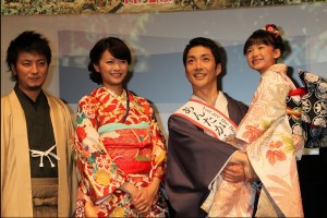 「のぼうの城」キャストが晴れ着で登場！