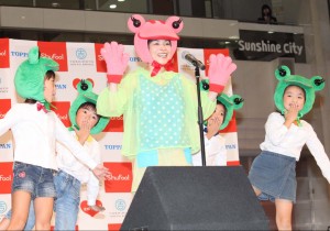 山田花子　CD発売イベントに夫婦で出席　第一子・悠斗君も初お披露目