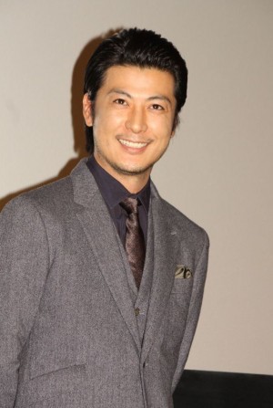 「綱引いちゃった！」舞台挨拶に登場した玉山鉄二