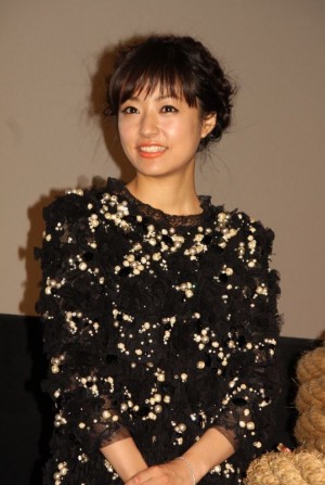 「綱引いちゃった！」舞台挨拶に登場した井上真央