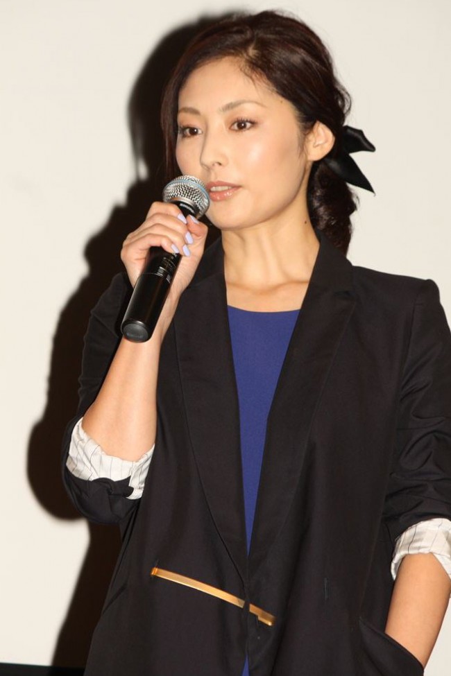 常盤貴子、「疑惑」完成披露試写会