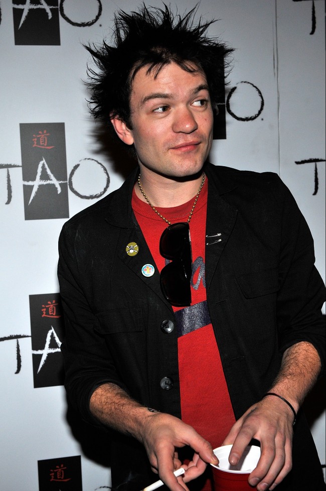 Deryck Whibley　デリック・ウィブリー