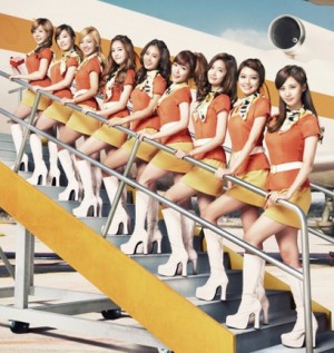 少女時代　新曲ミュージックビデオでセクシーなキャビンアテンダント姿に！
