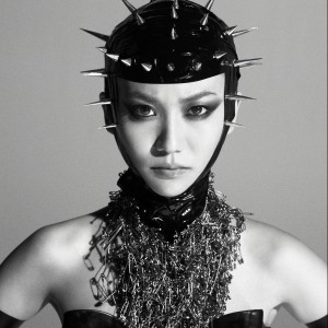 こんなAKB見たことない…モードでエッジーなAKB48　大島優子