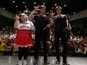 会場にいる1,000人のgleeファンと！渡辺直美と2CELLOSの2人