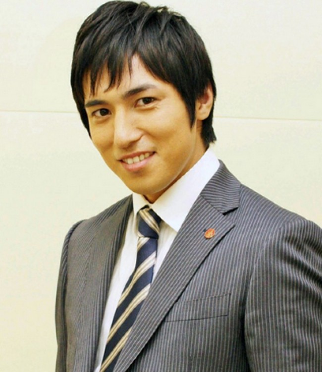 TOPパネル121103_「梅ちゃん先生」の松岡が、まっすぐ“過ぎる”熱血刑事に！　高橋光臣いわく「今度のほうが自分に近い」