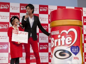 初代ネスレ ブライト「あつあつカップル」に選ばれた矢口＆中村夫妻