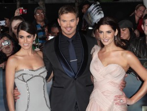 ニッキー・リード＆ケラン・ラッツ＆アシュリー・グリーン　