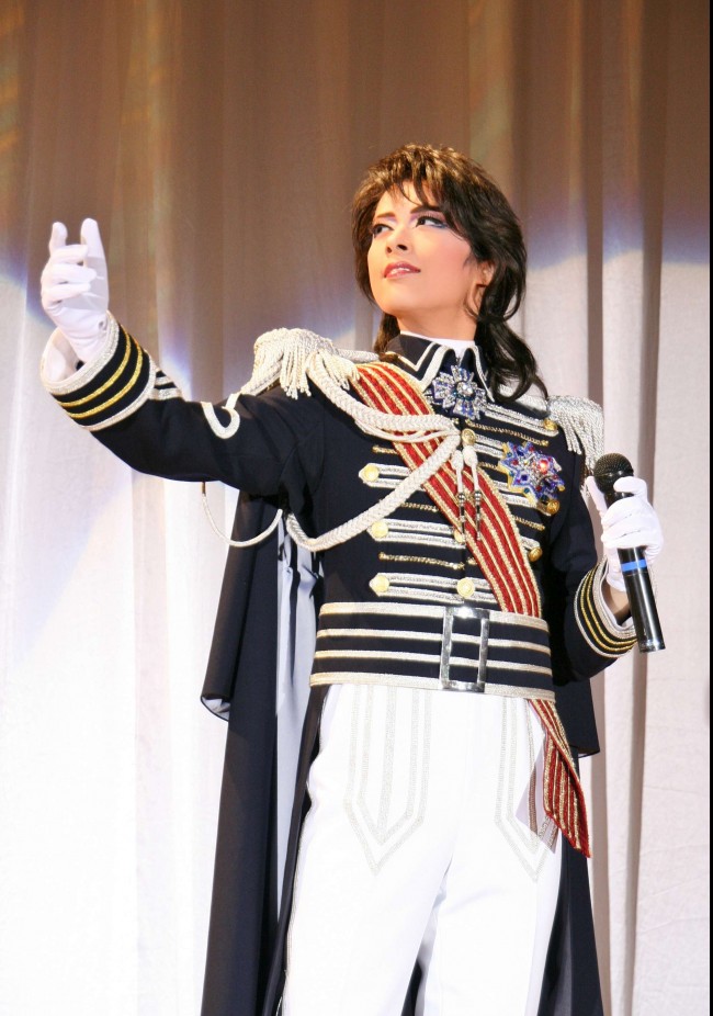宝塚歌劇団月組公演「ベルサイユのばら－オスカルとアンドレ編－」制作発表20121119、明日海りお