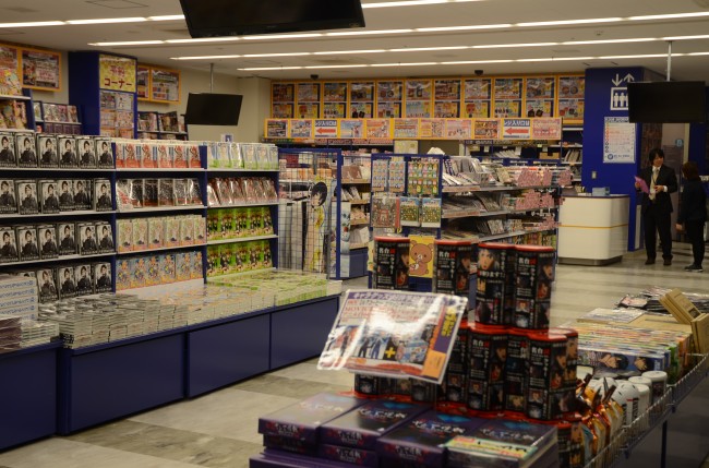 アニメイト池袋本店 駅近に移転リニューアル 多目的設備が充実 12年11月日 アニメ ニュース クランクイン