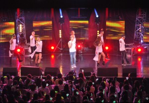 キム・ヒョンジュン（SS501・マンネ）ライブの様子