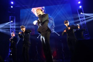 キム・ヒョンジュン（SS501・マンネ）ライブの様子