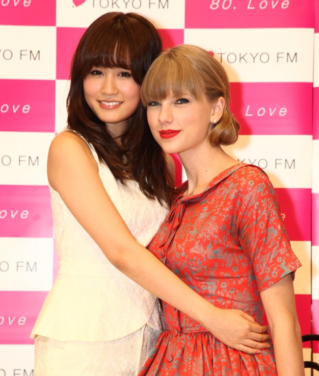ユニバーサルミュージック、テイラー・スウィフトが、TOKYO FM『前田敦子のHEART SONGS』にゲスト出演20121122 