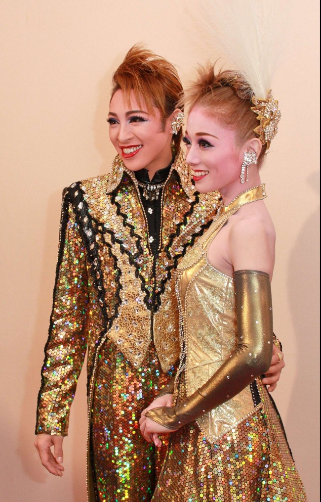 宝塚歌劇団、音月桂の退団公演「JIN －仁－」「GOLD SPARK!　－この一瞬を永遠に－」ゲネプロ20121123、音月桂（おとづきけい）、舞羽美海（まいはねみみ） 