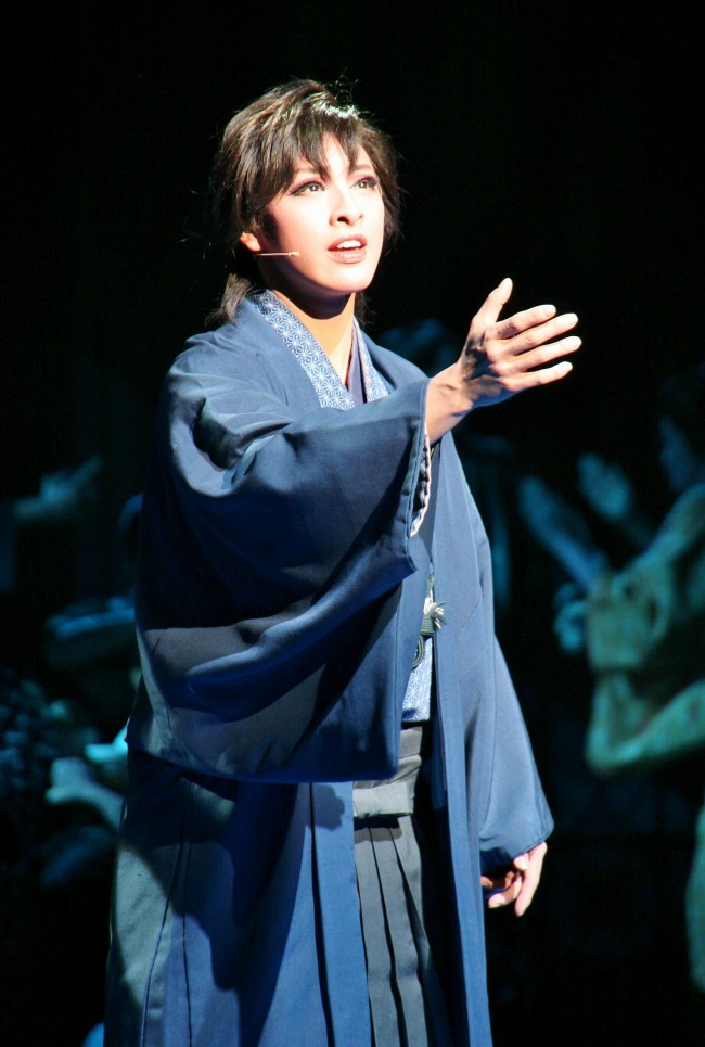 宝塚歌劇団、音月桂の退団公演「JIN －仁－」「GOLD SPARK!　－この一瞬を永遠に－」ゲネプロ20121123、音月桂（おとづきけい）、舞羽美海（まいはねみみ） 