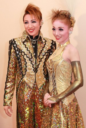 宝塚歌劇団雪組「JIN －仁－」「GOLD SPARK!　－この一瞬を永遠に－」 