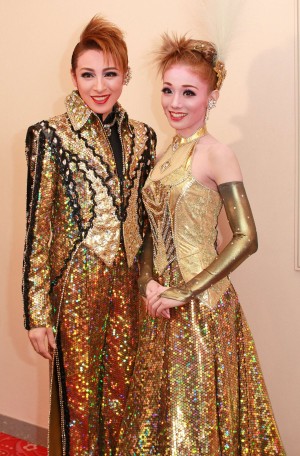 宝塚歌劇団雪組「JIN －仁－」「GOLD SPARK!　－この一瞬を永遠に－」 