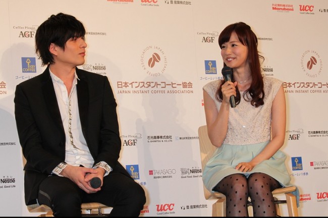 第一回インスタントコーヒー大使発表会20121126、皆藤愛子、城田優 