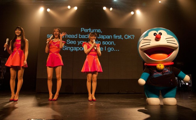 Perfume　初の海外ツアーが千秋楽　“ドラえもん”飛び入り参加で電撃発表