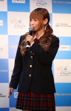 芸能生活10周年のしょこたんがデビュー秘話を語る