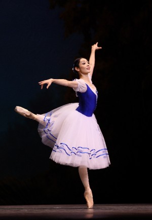 劇場初公開「草刈民代 最後の“ジゼル”」