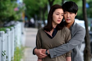 弁護士夫婦の絶体絶命ラブ＆バトル・コメディ「負けたくない！」 