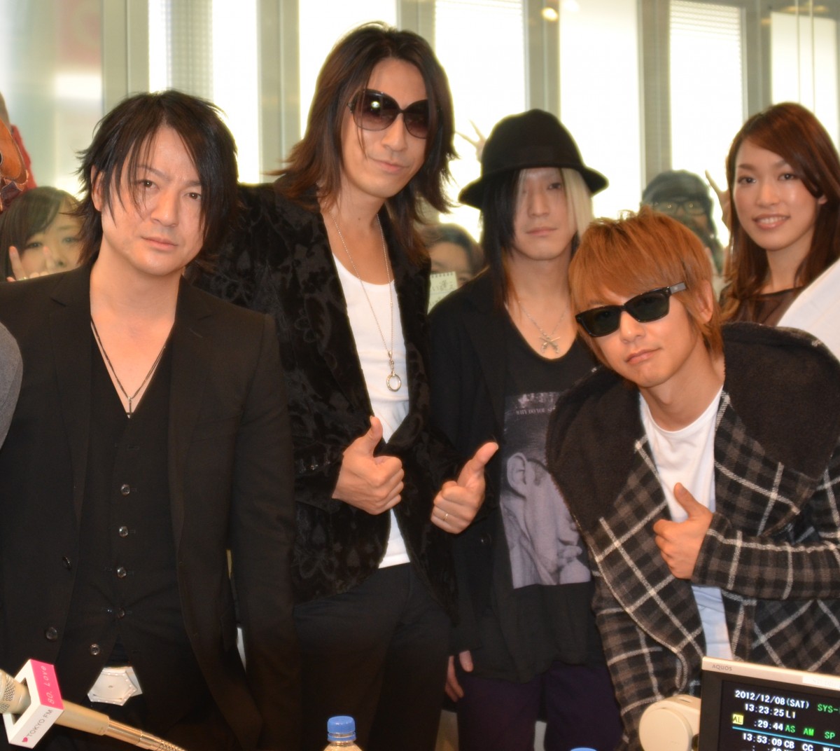 Glay 渋谷 スペイン坂に登場 武井壮が明かす Glayの倒し方 は メンバーhisashiがリークしていたことが発覚 12年12月8日 エンタメ ニュース クランクイン Glay 渋谷 スペイン坂に登場 武井壮が明かす Glayの倒し方 は メンバーhisashiがリークしていたことが発覚 12年12月8日 エンタメ ニュース クランクイン