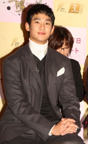 「太陽を抱く月」来日記者会見に登場したキム・スヒョン