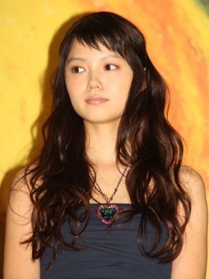 「きいろいゾウ」イエローカーペットに登場した宮崎あおい