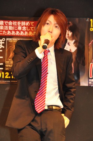 ぽこた、ソロデビューミニアルバム発売イベントで熱唱！