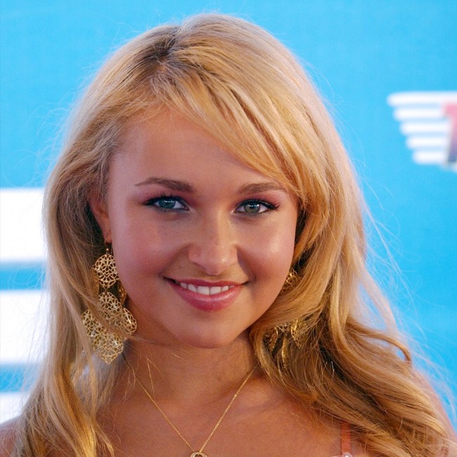 Hayden Panettiere9418_0403AGB_DK012_H