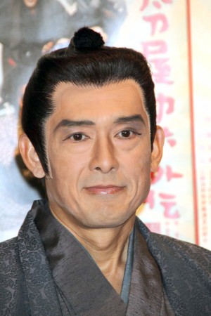 鶴見辰吾、「助太刀屋助六 外伝」囲み取材の様子