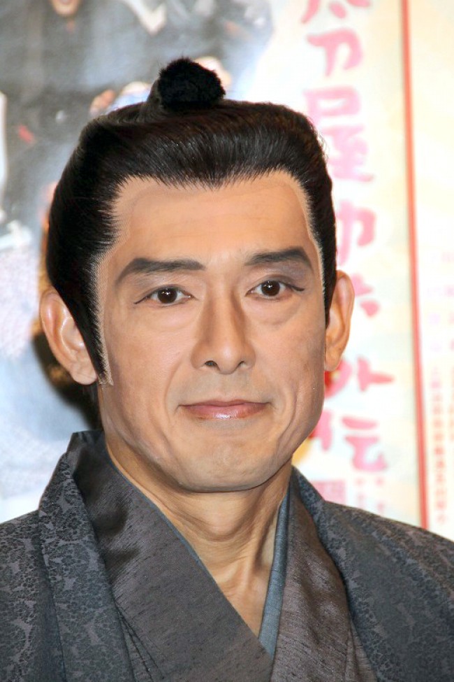 「助太刀屋助六 外伝」囲み20121214、鶴見辰吾