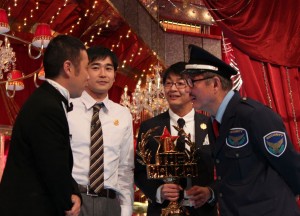 ハマカーンが今年の王者に！「THE MANZAI 2012 年間最強漫才師決定トーナメント」