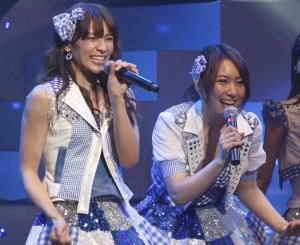 秋元才加とAKBを脱退した増田有華　第2回 AKB48紅白対抗歌合戦の模様