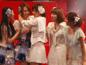 AKB最後のステージを終え号泣する増田有華　第2回 AKB48紅白対抗歌合戦