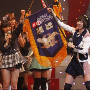 紅組圧勝でキャプテン篠田がうれし泣き